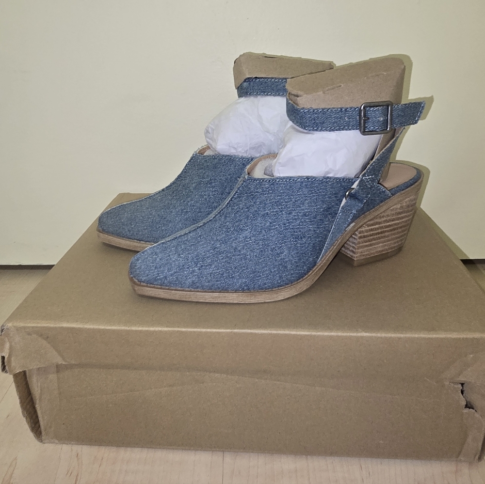 New In Box Lucky Brand Winola Ankle Strap Shooties Size:  6 - Picture 8 of 12